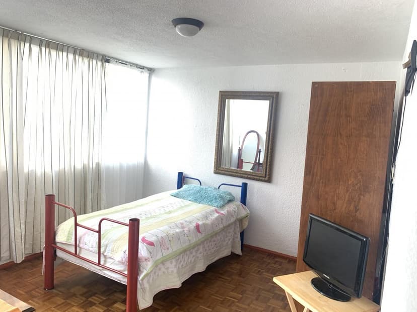 Casa en Venta Ciudad Satelite, con Vigilancia