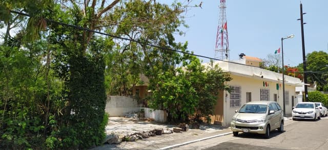 Casa con terreno en venta, en Tampico, Tamaulipas.