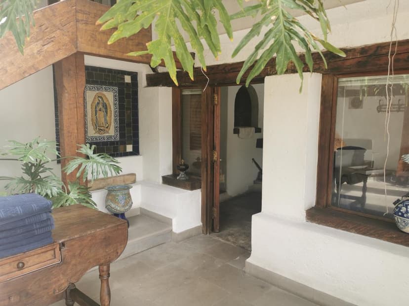 Gallery main