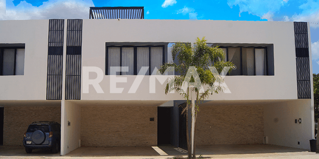 TOWNHOUSE PREMIUM 175 m2 en Residencial Ya'ax-Beh Conckal Yucatán.