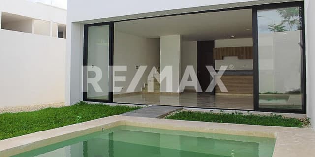 Venta de TOWNHOUSE PREMIUM Plus 194 m2 en Residencial Ya'ax-Beh Conckal Yucatán.