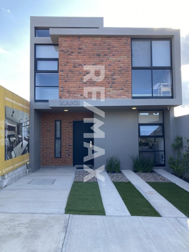 CASA VENTA EN ZAKIA XANADU QUERETARO  RCV210406-AE
