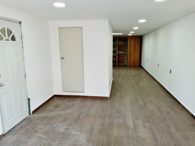 OFICINA EN RENTA EN GUSTAVO BAZ 