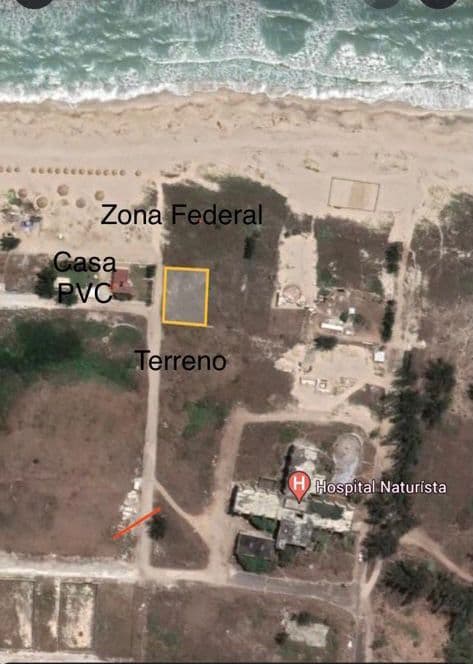 PADRISIMO TERRENO EN VENTA FRENTE AL MAR