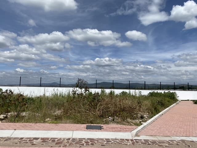 TERRENO EN VENTA CIUDAD MADERAS SUR 2 GUANAJUATO 