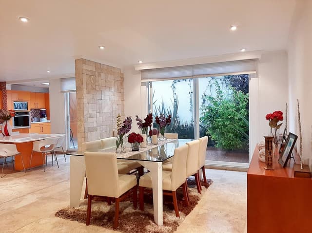 CASA EN VENTA EN INTERLOMAS 