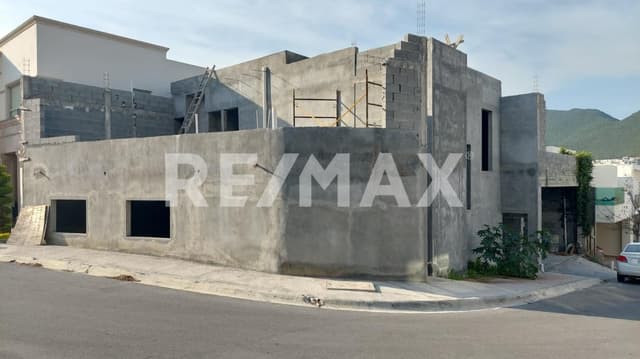 Venta Casa en Lagos del Vergel Monterrey Nuevo León Zona Sur - 1187