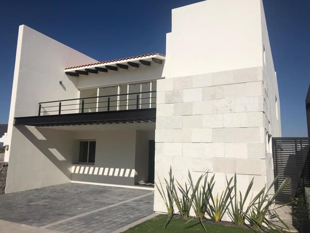 CASA EN VENTA EN LA VISTA RESIDENCIAL