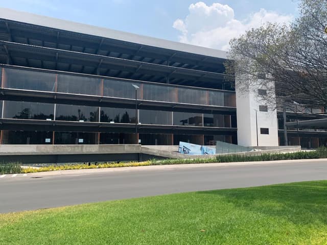 LOCAL EN VENTA EN LA RESERVA