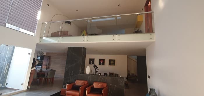 Gallery main