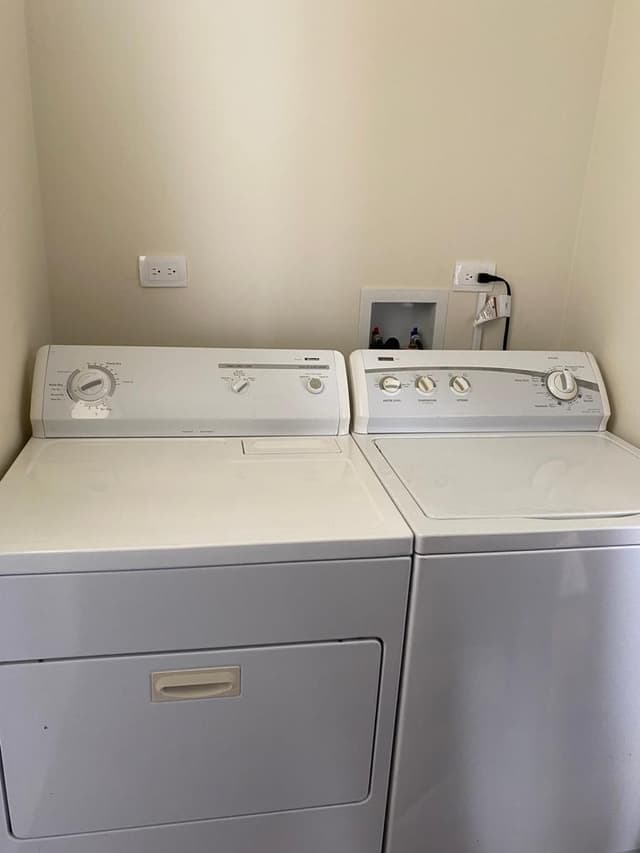 HERMOSA CASA EN RENTA EN CUMBRES PROVENZA,AMUEBLADA PARA ESTRENAR