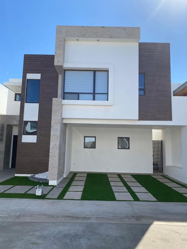 HERMOSA CASA EN RENTA EN CUMBRES PROVENZA,AMUEBLADA PARA ESTRENAR