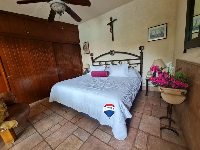 Venta de casa un nivel, Col. Delicias, Cuernavaca, Morelos...Clave 3702