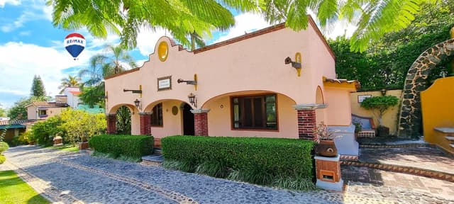 Venta de propiedad en Lomas de Cuernavaca, Temixco, Morelos…Clave 3714