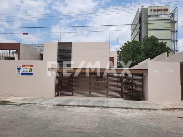 Renta casa cerca de Prolongación Montejo en Colonia Campestre Mérida