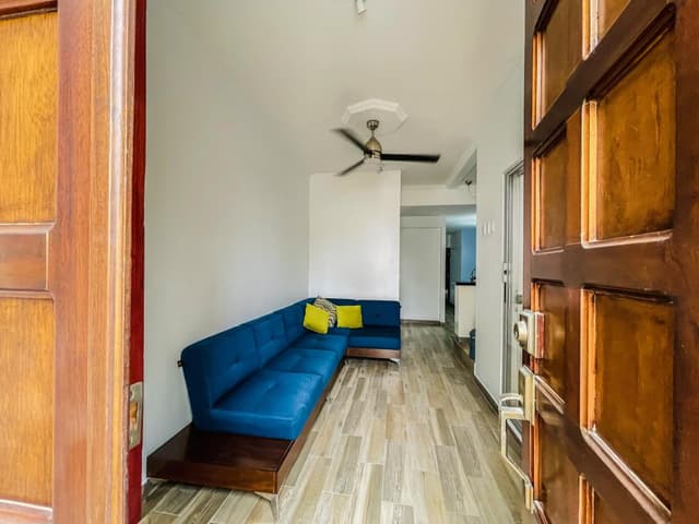 HERMOSO APARTAMENTO CONVENIENTEMENTE UBICADO EN CENTRO                            