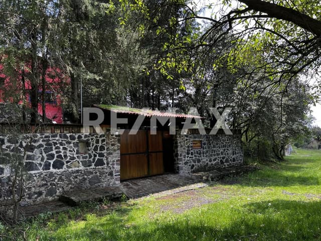 EN RENTA Casa Estilo Colonial Mexicano., Fracc. Valle de los Sauces. Ocoyoacac EDOMEX