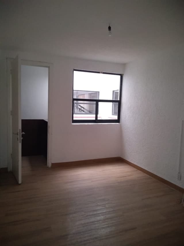 Oficina Renta Del Valle, Xola