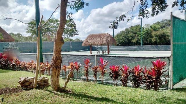 Terreno en venta zona Country en privada Puerta del Mayab Mérida Yucatán