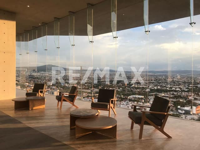 Venta Departamento zona Diamante Querétaro RDV220213-AF
