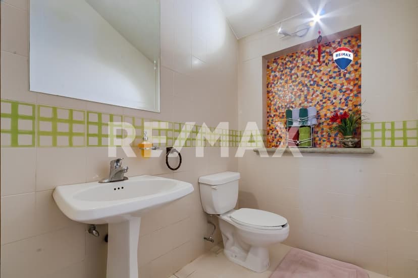 Venta de casa en Fracc. al norte de Cuernavaca, Morelos...Clave 3823