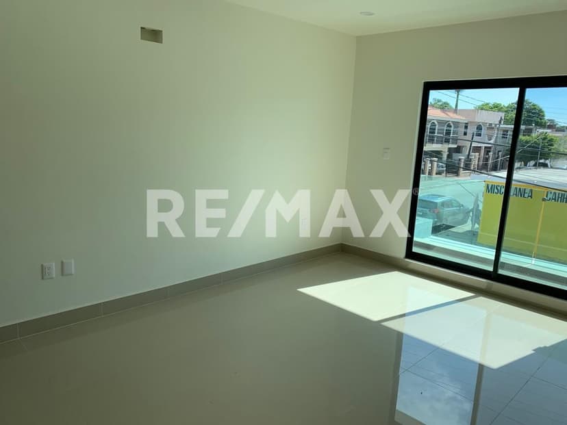 Casas en Venta, Col. Vergel Tampico
