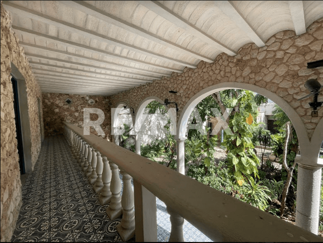 HOTEL COLONIAL EN VENTA EN EL CENTRO DE TULUM