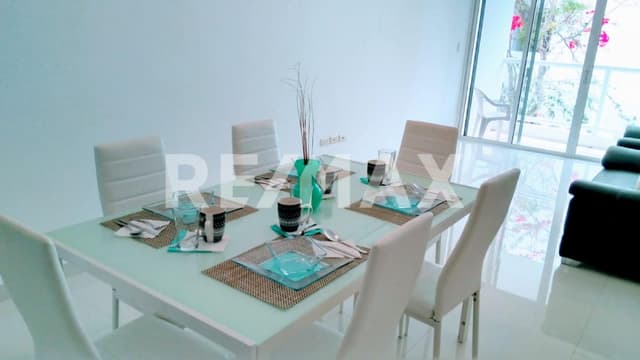 SE VENDE BONITO DEPARTAMENTO EN TULUM CON EXCELENTE UBICACION