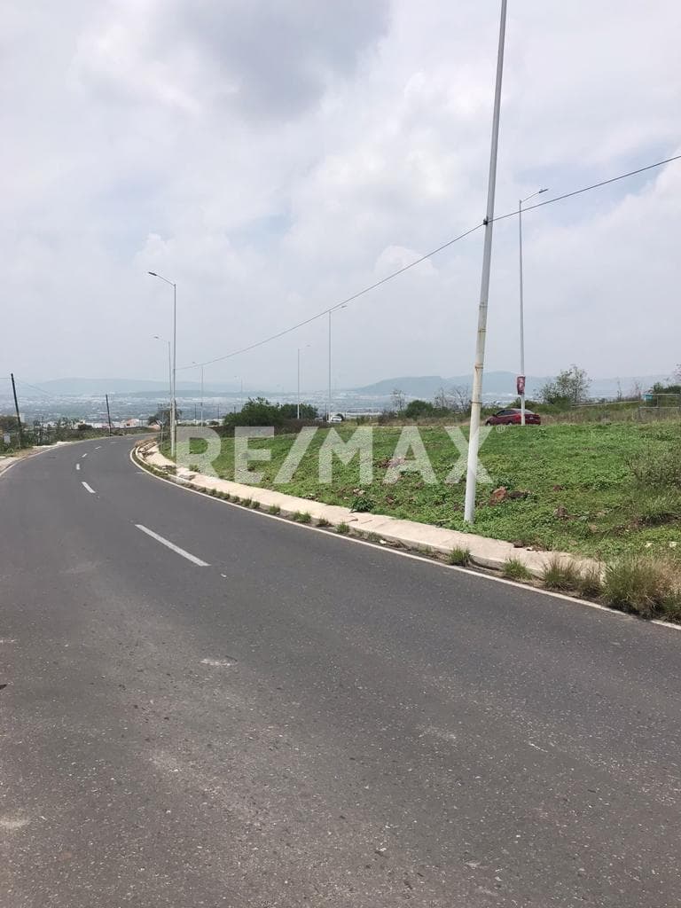 TERRENO COMERCIAL EN VENTA 