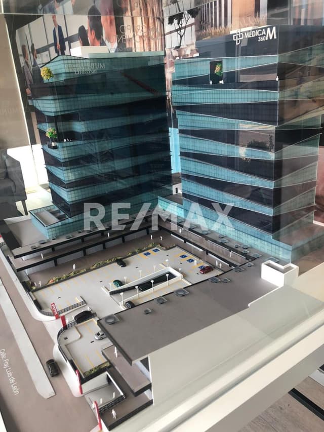 OFICINA EN RENTA MOMENTUM CENTRO SUR COR220311-AE