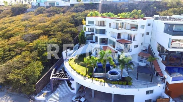 Casa en venta Balcones de Juriquilla oportunidad RCV220322-LA