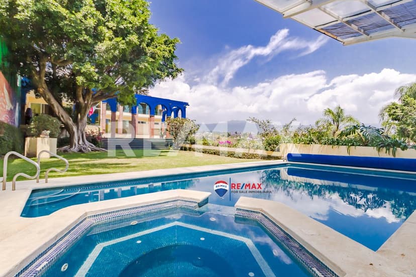 Venta de casa en Fracc. Analco, Cuernavaca, Morelos…Clave 3881