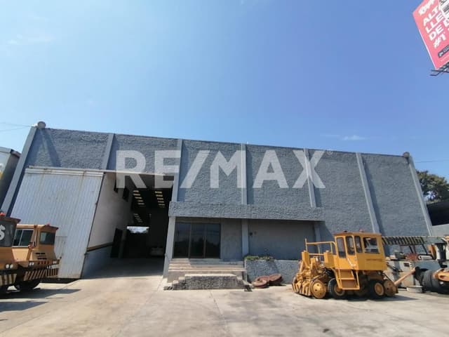 Bodega - Comercial en Renta - 5