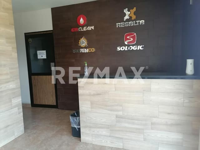 Bodega - Comercial en Renta - 5