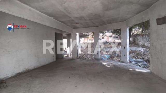 Venta de terreno en Jardines de Delicias, Cuernavaca...Clave 3915