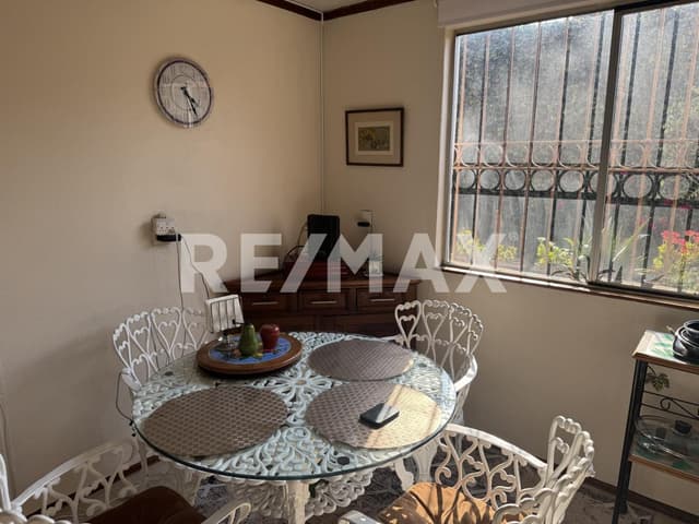 Venta casa en Lomas del Sol con doble vigilancia