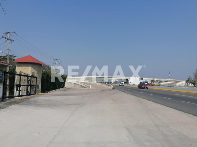 Excelente oportunidad para inversionistas terreno de 2,500 Mts. 