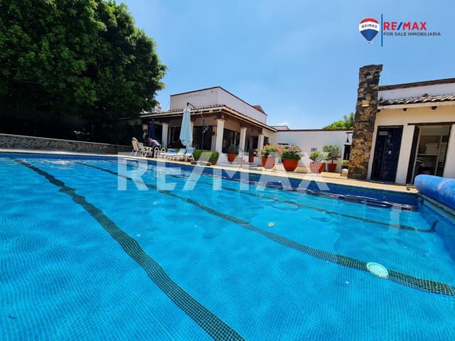 Venta de casa un nivel, Burgos, Temixco, Morelos...Clave 3933