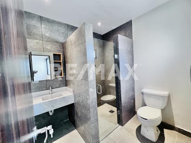 DEPARTAMENTO EN RENTA EN LA ESTRELLA 