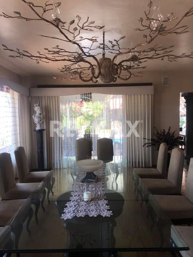 CASA EN VENTA LOMA DORADA QUERETARO RCV220523-AE