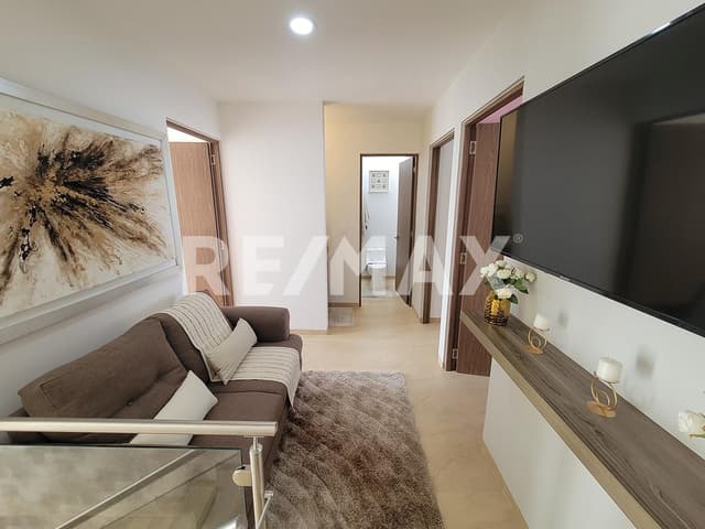 CASA RESIDENCIAL EN VENTA JURIQUILLA 