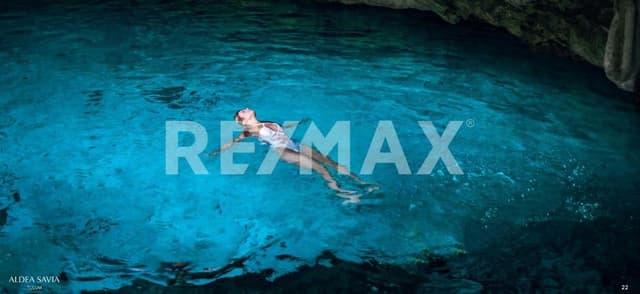 712 E DRACENA STUDIO A