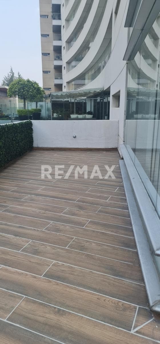 Departamento en Venta en Lomas Country Club ( 540022 ) ( 3 recámaras, 3.5 baños, 630m2 )