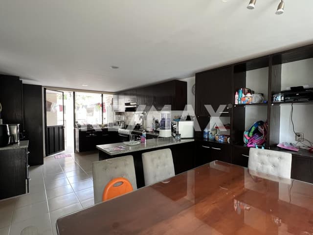 VENTA CASA EN LA HERRADURA