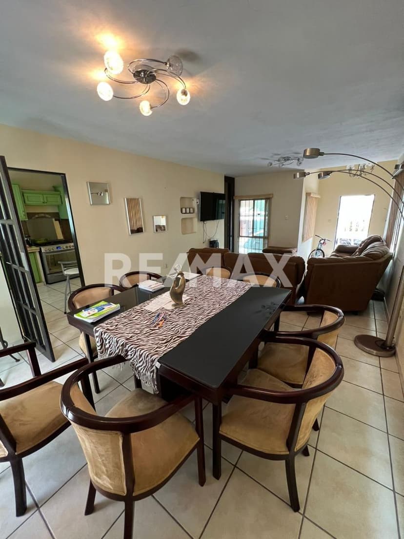 CASA EN VENTA 