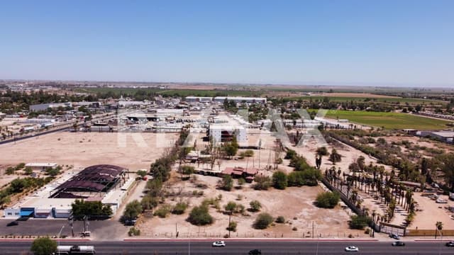 TERRENO COMERCIAL CON OPCIÓN A SUBDIVISION    CALZADA CETYS