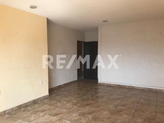 CASA EN VENTA EN TEJEDA