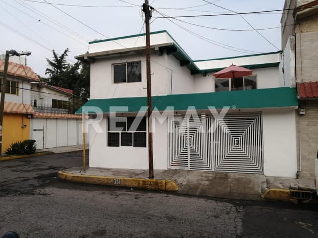 Venta de casa en Jardines de Cerro Gordo, Ecatepec