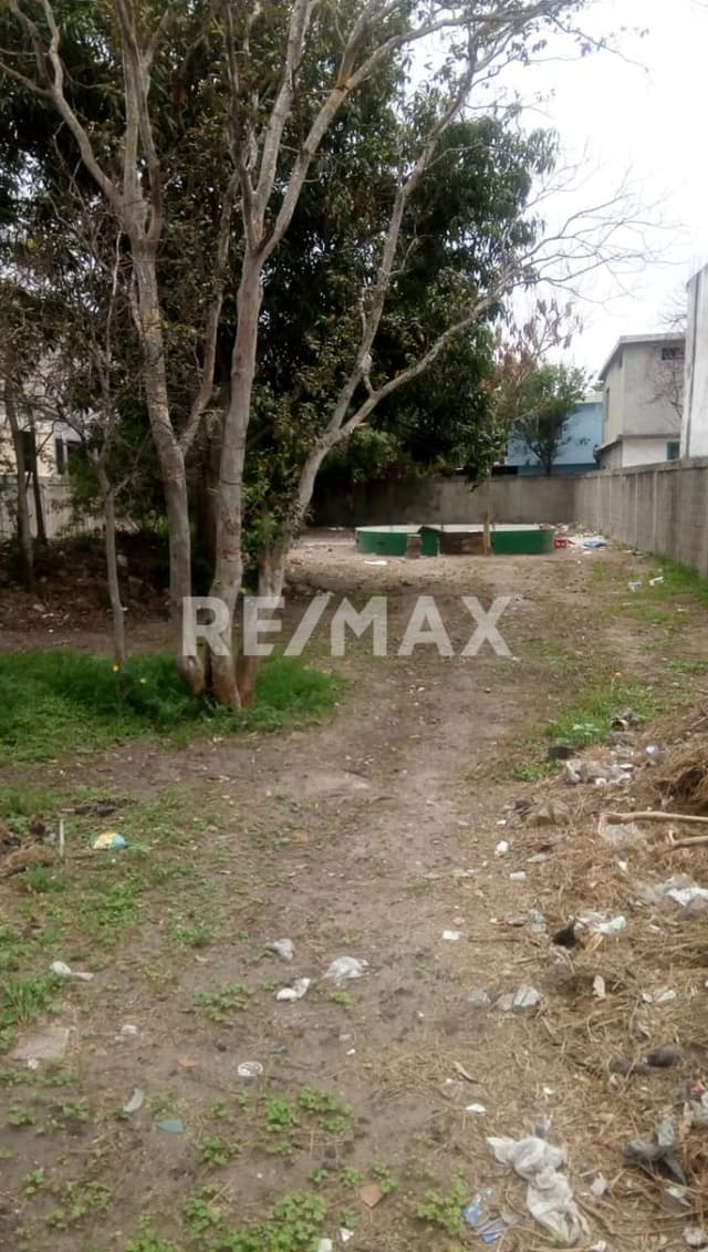 TERRENO EN VENTA 