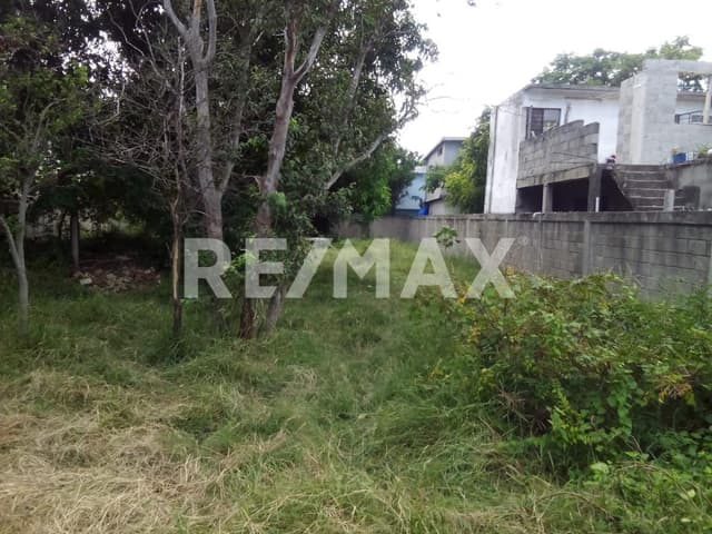 TERRENO EN VENTA 